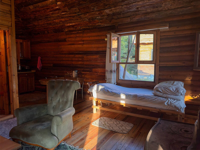 Bedroom, Aynştayn Chalet, İznik