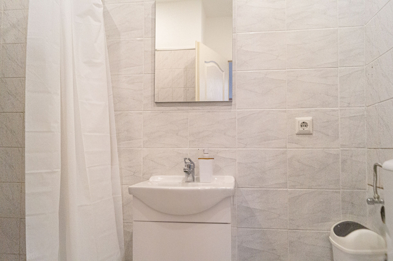 Bathroom 4, Pleasant 3BR shared Apt-WienerStadthalle, Wien