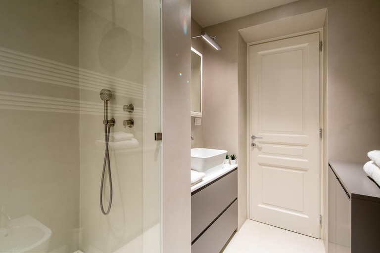 Bathroom 3, Florence Luxury Apartment al Duomo by Mmega, Florence