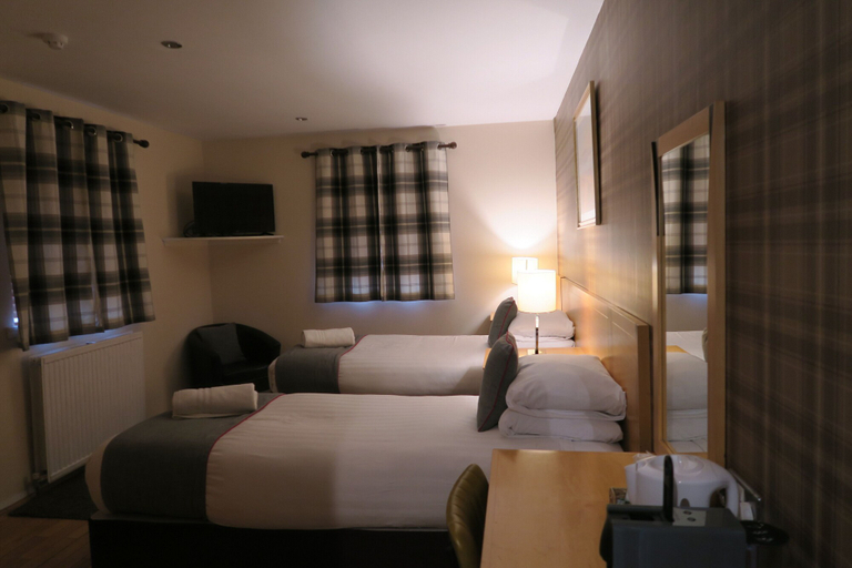 Bedroom 2, The Inn at Lathones, Fife
