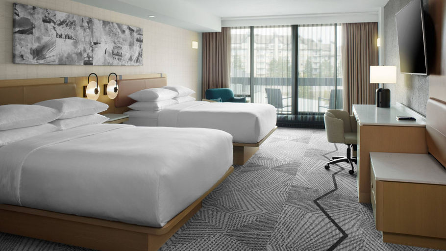 Bedroom 4, Delta Hotels by Marriott, Mont Sainte-Anne, Resort & Convention Center, La Côte-de-Beaupré