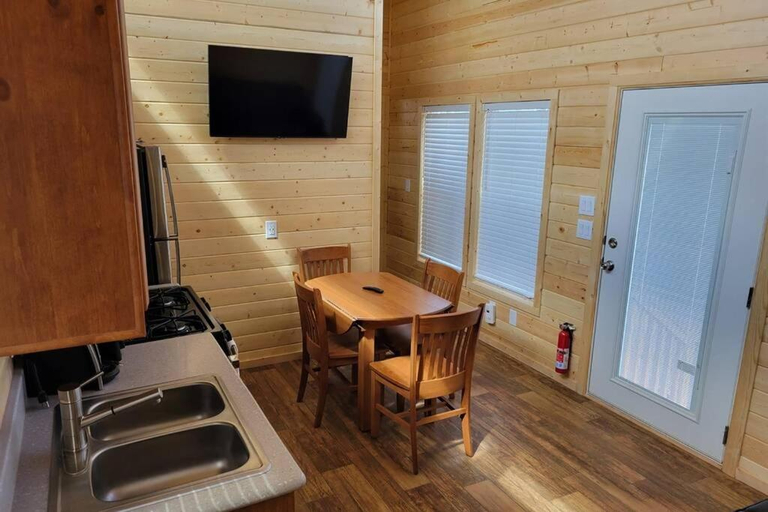 2, 076 Tiny Home nr Grand Canyon South Rim Sleeps 8, Coconino