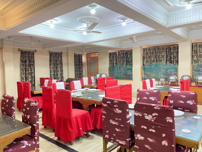 Food & Drinks 4, Hotel City plaza, Srinagar