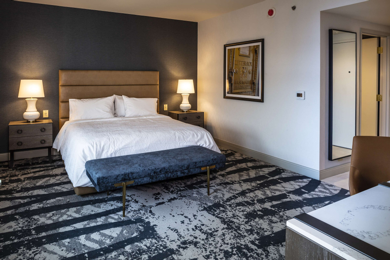 Bedroom 26