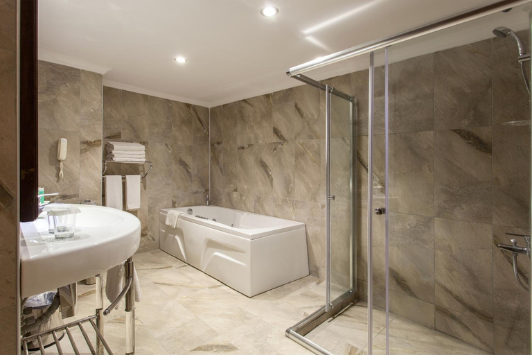 Bathroom 3, Hotel Turan Prince, Manavgat