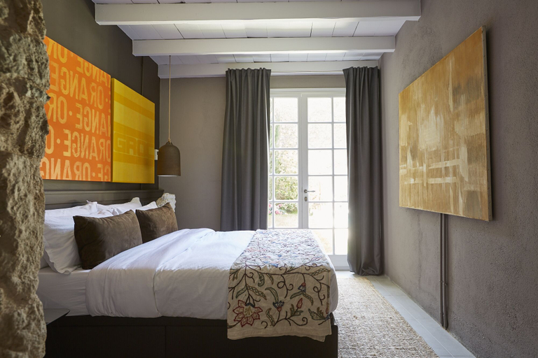 Bedroom 4, llimona suites, Girona