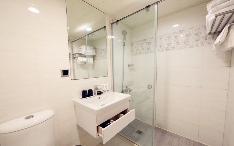 Bathroom 4, Grand Earl Hotel, Yulin