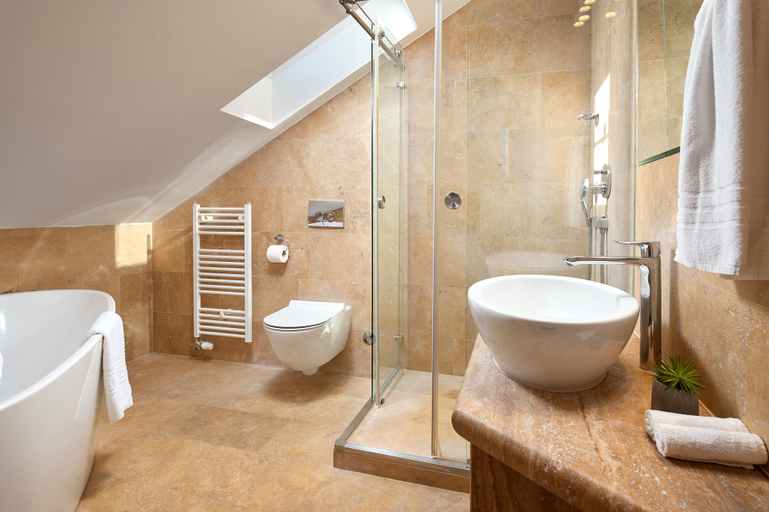 Bathroom 3, Sun Spalato Luxury Rooms, Split