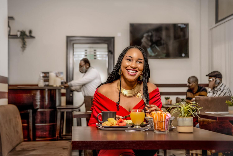 Food & Drinks 4, AKWA HIN Douala, Wouri