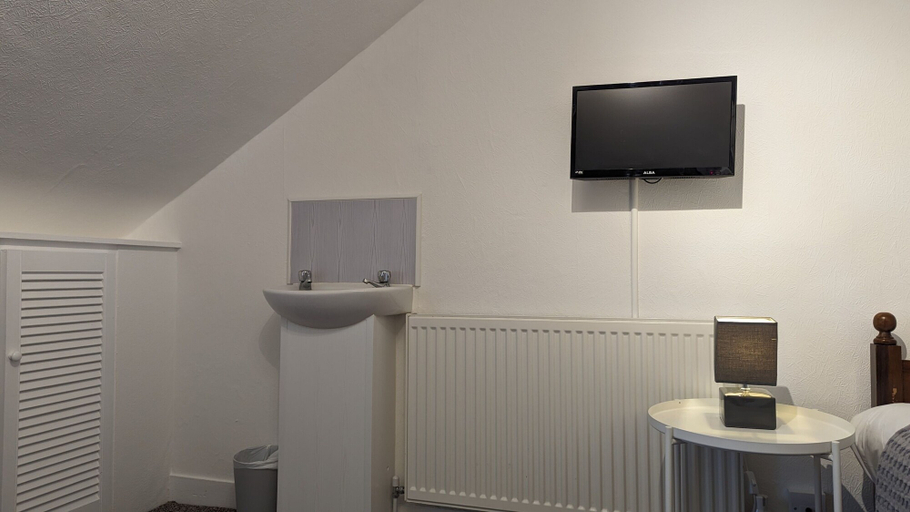 Others 5, Dover Town Rooms, Kent