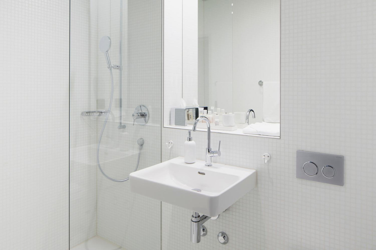 Bathroom 4, Hotel Helvetia, Zürich