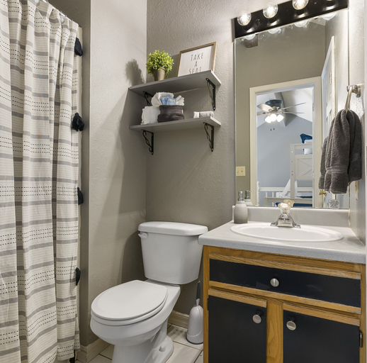 Bathroom 4, Memories in Branson 2 BDR in Amazing Location!, Taney