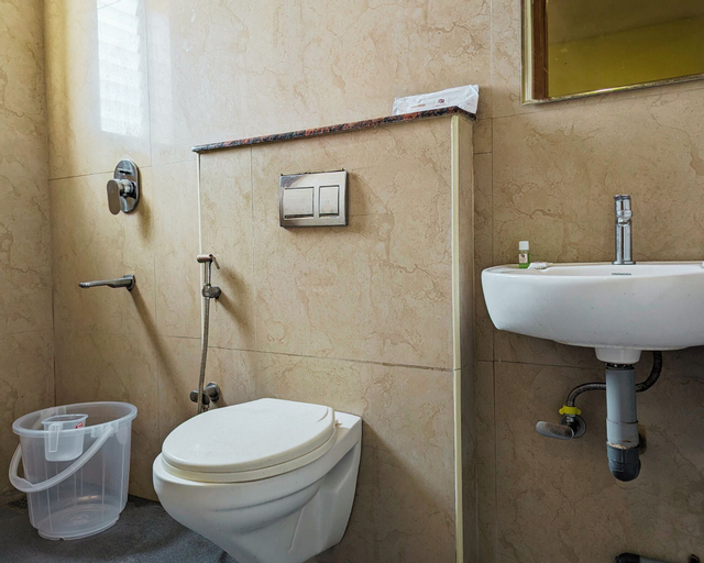 Bathroom 2