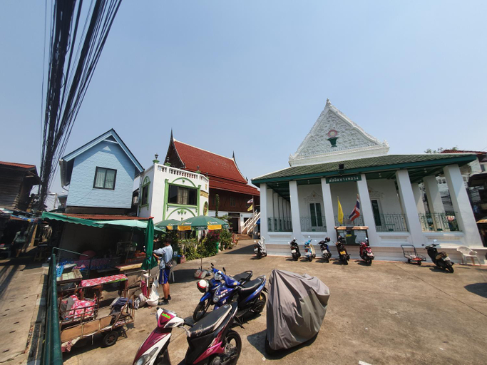 Others 3, KINN Stay50 Bangkok, Thon Buri