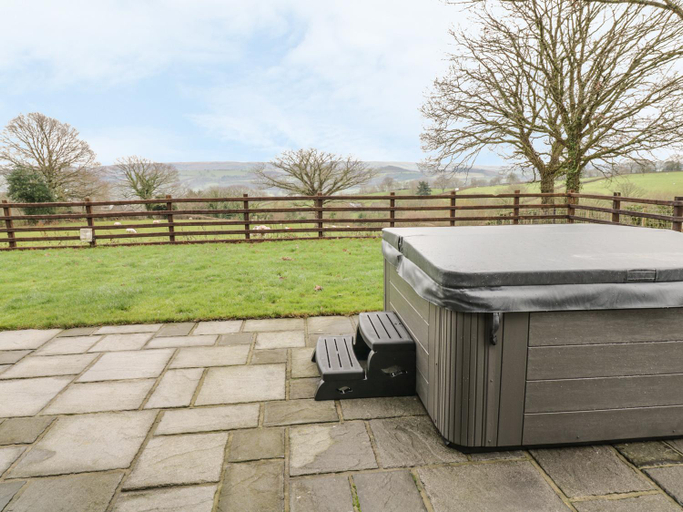 Bathroom 3, Ty Berllan, Powys