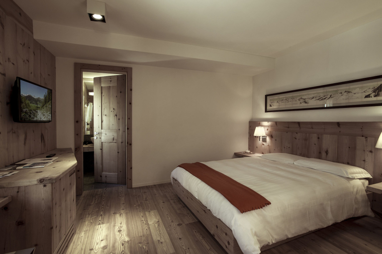 Bedroom 2, Chesa Stuva Colani, Maloja