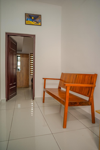 Others 5, Shimano Square, Thiruvananthapuram