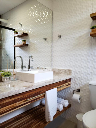 Bathroom 2, Rei dos Mares Suites by Easy Hoteis, Ubatuba
