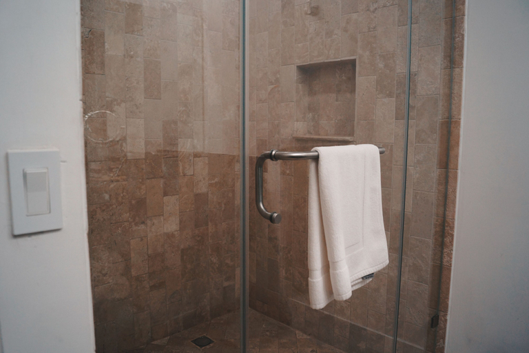 Bathroom 4, Finca Tre Hotel And Villas Resort, Ensenada