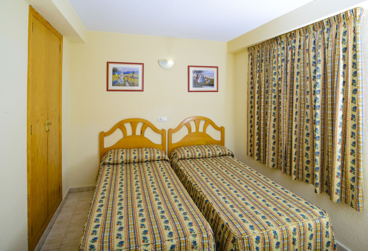 Bedroom 2, Apartamentos Avenida, Alicante
