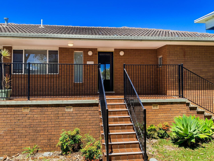 Exterior & Views 1, The Sandcastle - 4 Bedroom House, Coffs Harbour - Pt B
