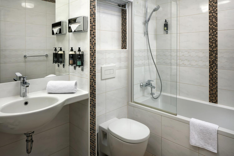 Bathroom 3, Astoria Hotel, Praha 1