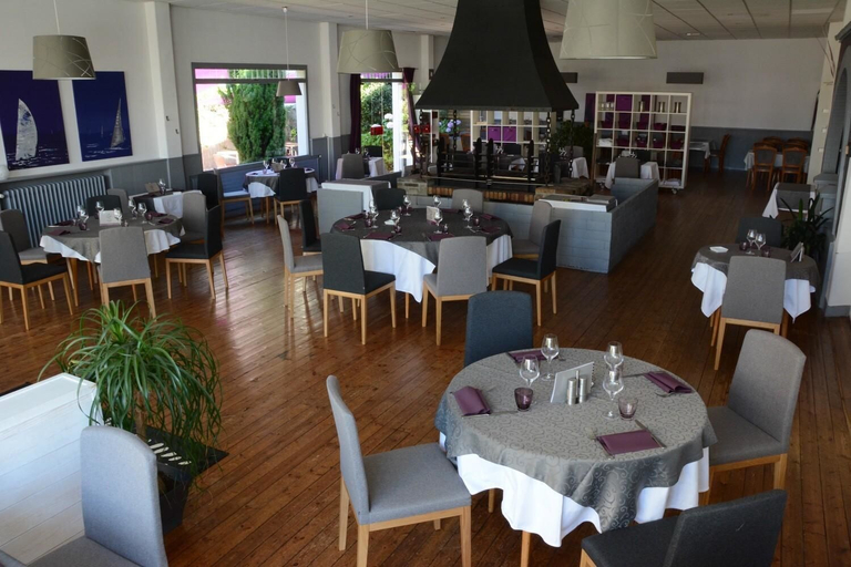 Food & Drinks 4, Logis Hotel Le Petit Trianon, Loire-Atlantique