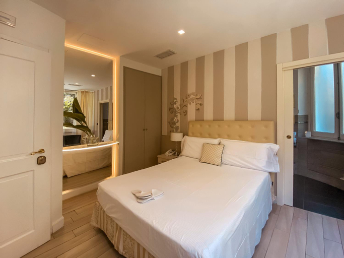 Bedroom 13