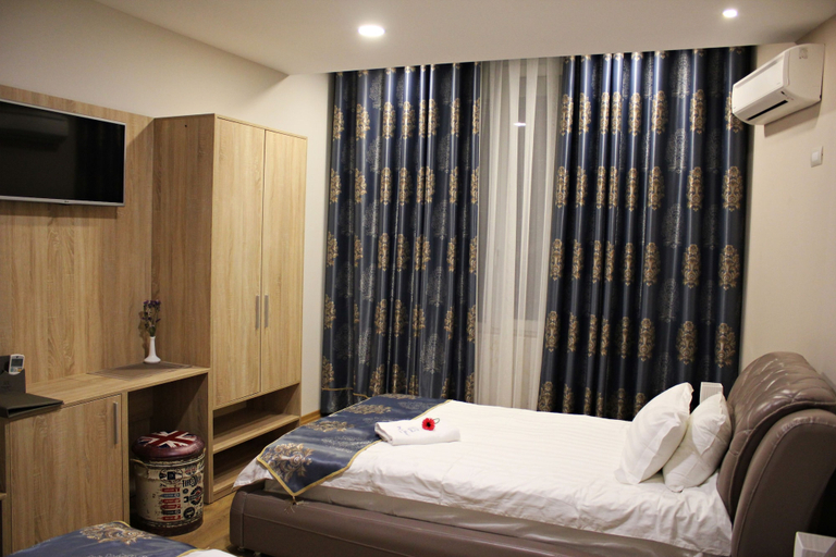 Bedroom 3, park hotel tirana, Tiranës