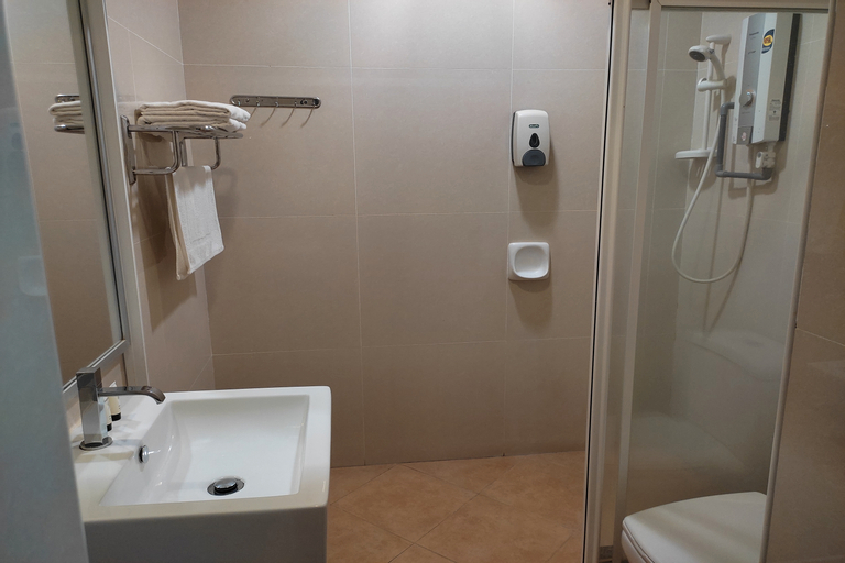 Bathroom 21