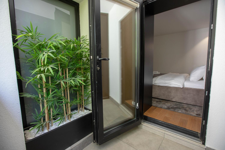 Bedroom 2, Hotel Borneo, Pančevo