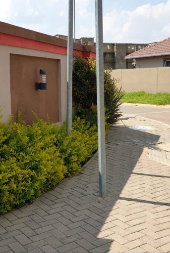 Others 4, Mkoko Guesthouse, Ekurhuleni