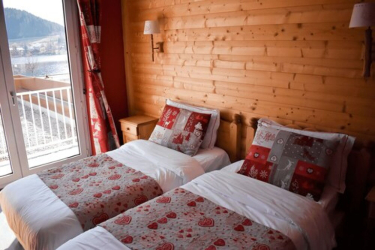 Bedroom 5, L’Annexe by La Réserve, Vosges