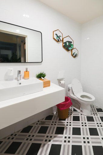 Bathroom 4, Lovestar Lakeside Hotel-Stars Building, Pingtung