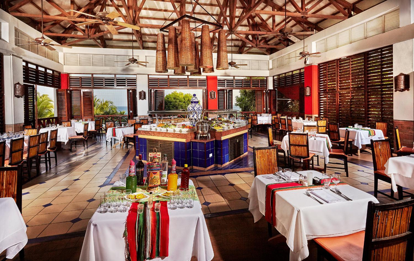 Food & Drinks 5, Grand Decameron Panama, A Trademark All-Inclusive Resort, Antón