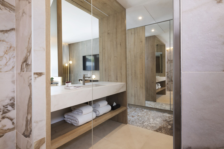 Bathroom 4, Hôtel Spa Restaurant Villa Castellane, Alpes-de-Haute-Provence