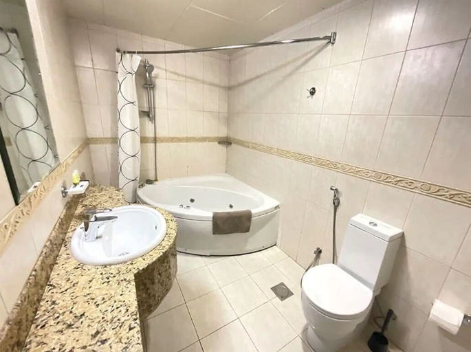 Bathroom 5, Dubai Marina Room Princess Tower, Dubai