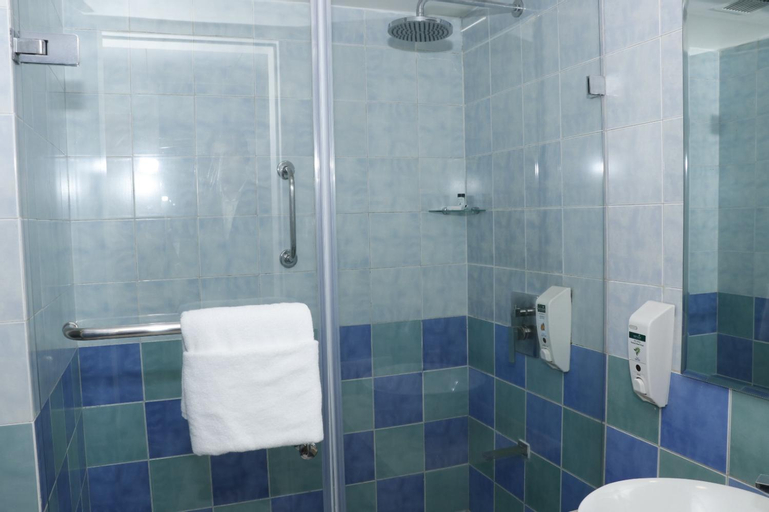 Bathroom 6