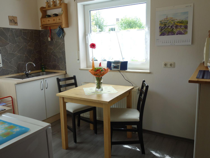 Others 5, Apartment with private terrace in Runkel, Limburg-Weilburg