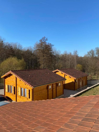 Others 5, Les Chalets Du Marais, Aisne