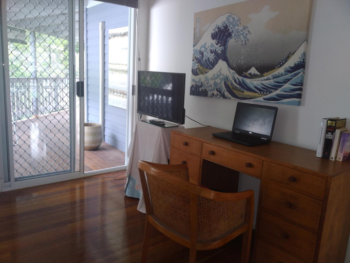 Others 3, Near to Everything Yet in a Rainforest setting, Noosa - Tewantin