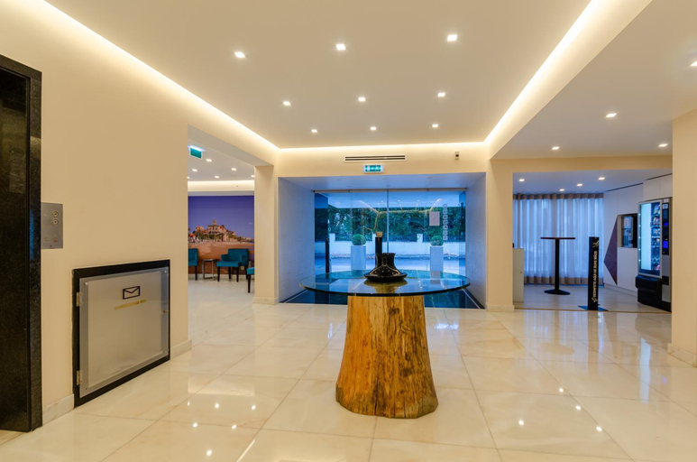 Public Area 4, Hotel Lido, Cascais