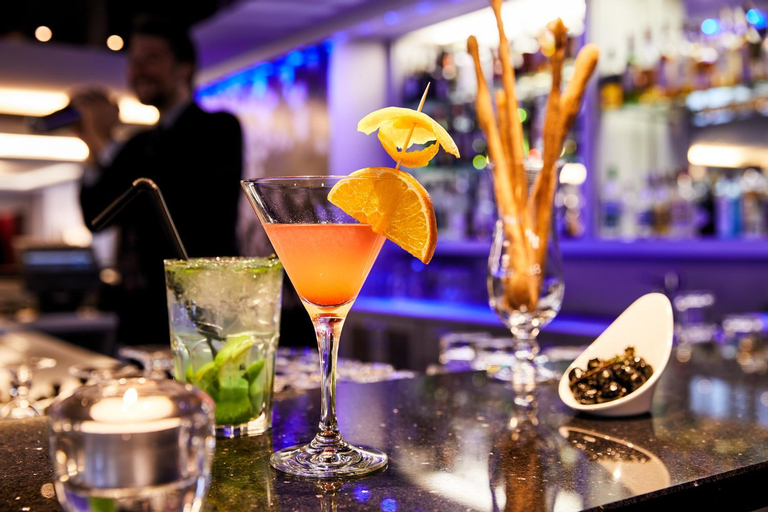 Food & Drinks 12
