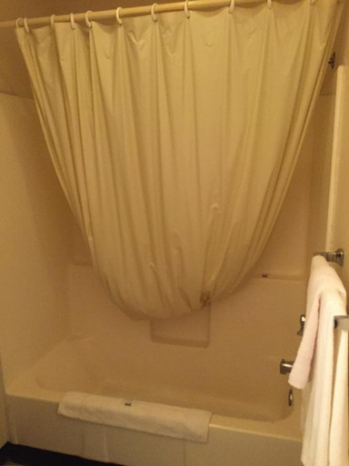 Bathroom 4, Summer Wind Budget Motel, Lincoln