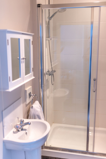 Bathroom 3, The Ship Inn, Norfolk