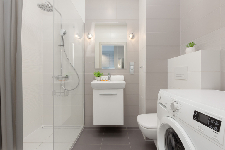Bathroom, Lazurowa Warsaw & Parking by Renters, Warsaw