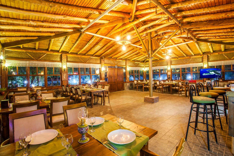Food & Drinks 4, Otantik Tas Ev, Ortaca
