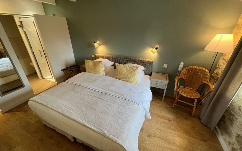 Bedroom 2, Logis HotelsHotel et Restaurant La Ferme de Flaran, Gers