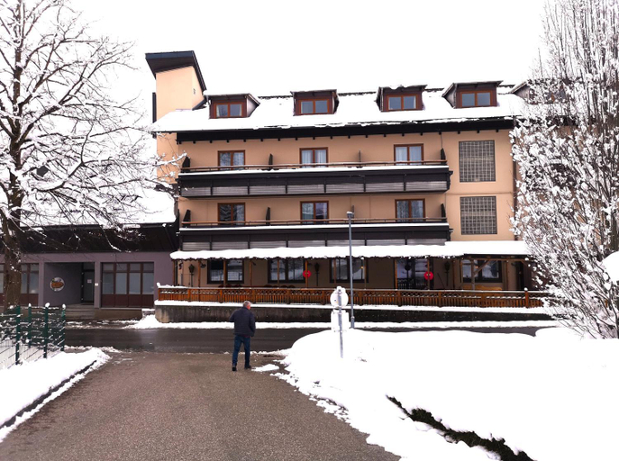 Exterior & Views 1, Hotel Wirt Z'Minsta, Gmunden