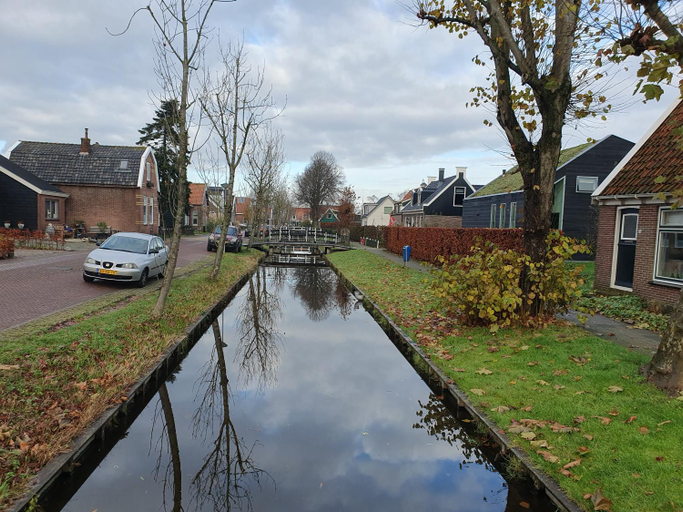 Others 4, Walvisch van Ghyspe, Wormerland